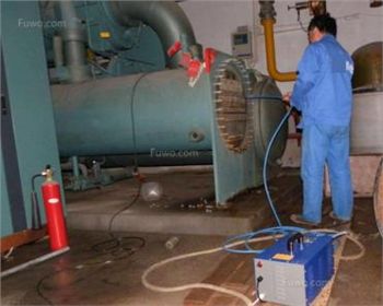 成都中央空調(diào)清洗--主機清洗